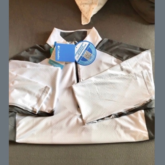 Menâs Columbia Sweat Wick Half Zip - Picture 8 of 11